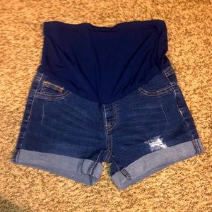 SHEIN Maternity Shorts